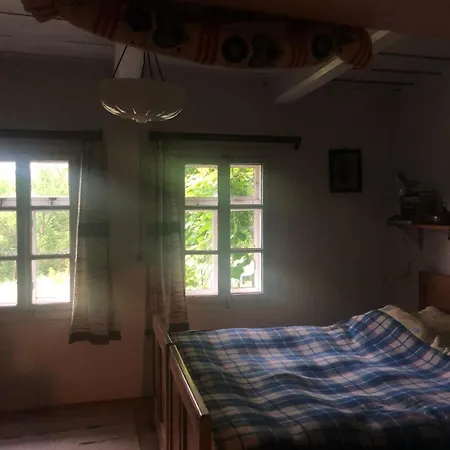 Historische Haus Unter Der Linde Casa de Férias Krzyszkowice