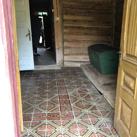 Casa de Férias Historische Haus Unter Der Linde Krzyszkowice